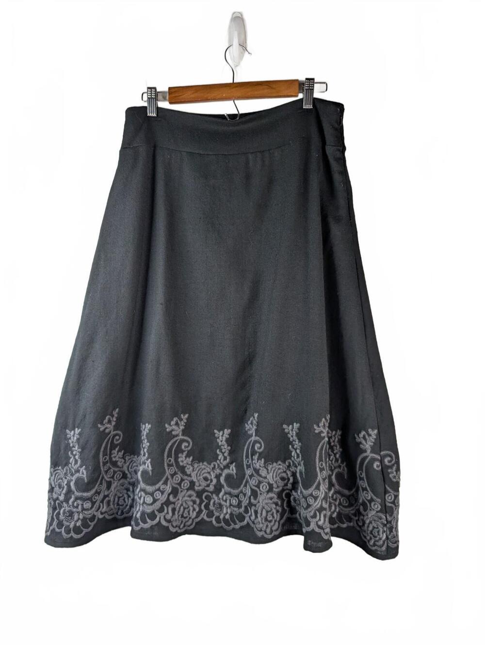 VTG 90's David Brooks Black Wool Blend Skirt with Embroidered Hem, Size 10